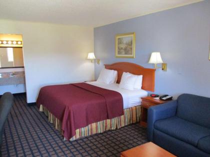 Best Western Palestine Inn - image 15