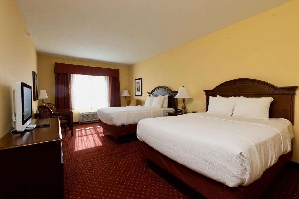 Wine Country Inn - image 2