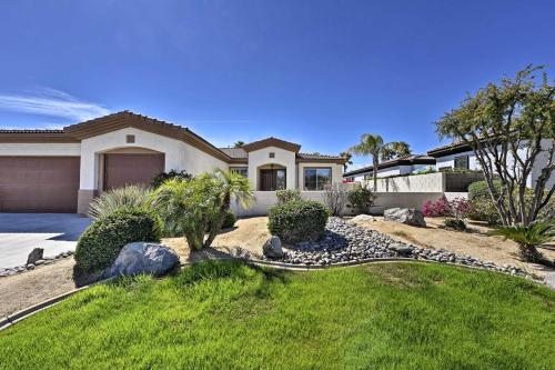 Spacious Palm Desert Home with Pool and Jacuzzi by Golf - image 2