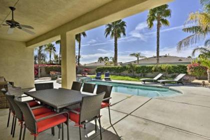 Spacious Palm Desert Home with Pool and Jacuzzi by Golf - image 3