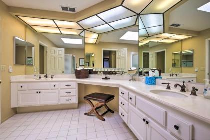 Heart of Palm Desert Resort Condo by Palm Springs! - image 15