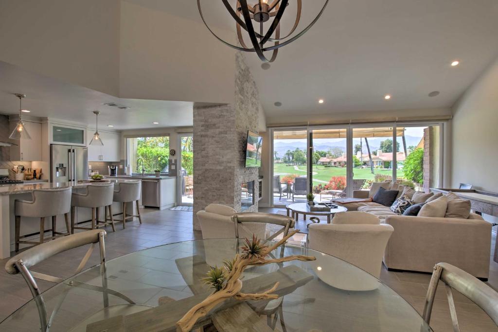 Luxe Golf Course Haven with Patio in Palm Desert - image 7