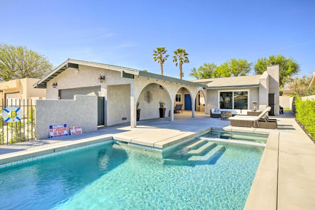 Palm Desert Retreat Theater Room and Pool Deck - image 2