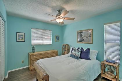 Pet-Friendly Home with Fire Pit - 10 Mins to Gulf! - image 6