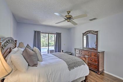 Pet-Friendly Home with Fire Pit - 10 Mins to Gulf! - image 8