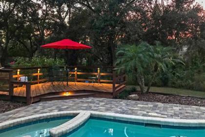 Pet-Friendly Home with Fire Pit - 10 Mins to Gulf! - image 9