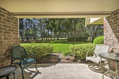 Large Tampa-Area Condo with Golf Course Access!