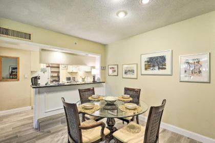 Large Tampa-Area Condo with Golf Course Access! - image 14