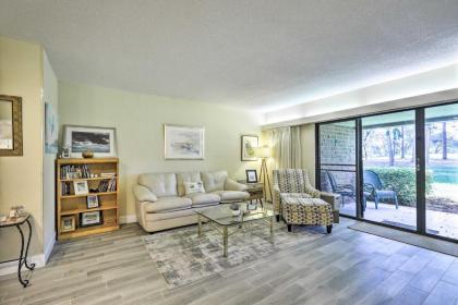 Large Tampa-Area Condo with Golf Course Access! - image 15