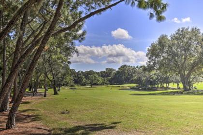 Large Tampa-Area Condo with Golf Course Access! - image 8