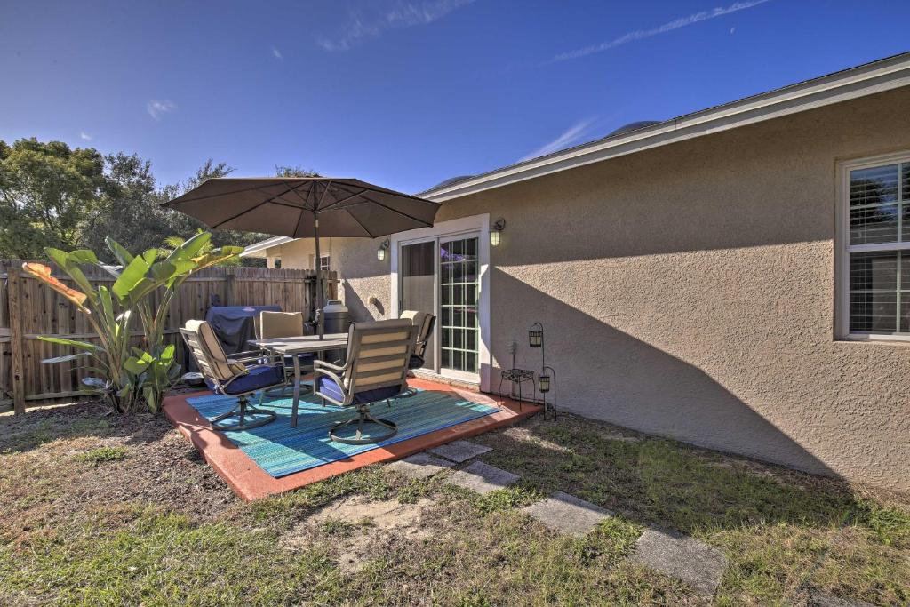 Beachy Palm Harbor Escape with Swim Spa Pool and Gazebo - image 5