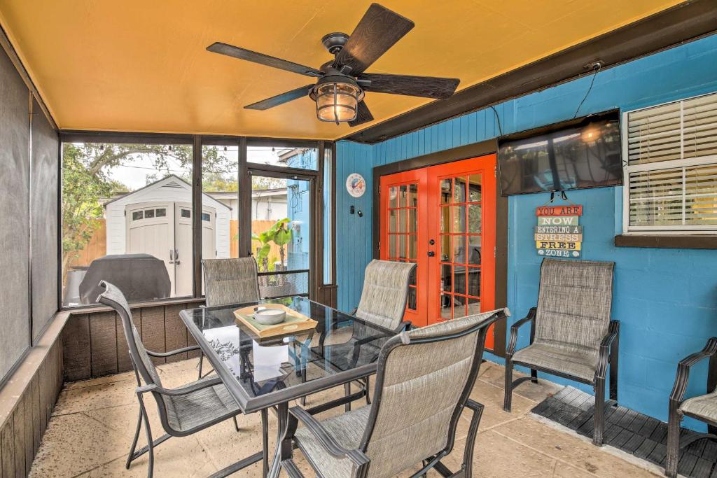 Tropical Palm Harbor Retreat with Lanai and Patio - image 2