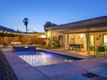 Holiday homes in Palm Springs California