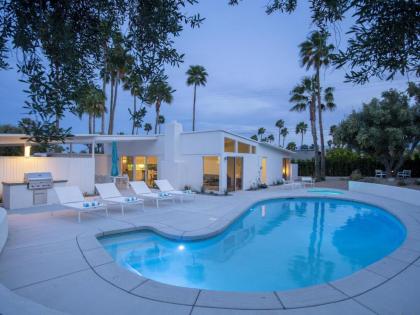 Holiday homes in Palm Springs California