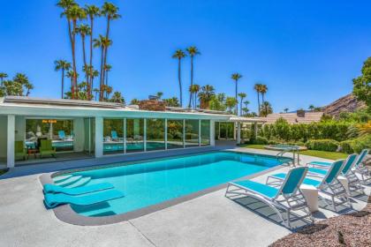 Holiday homes in Palm Springs California