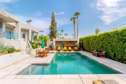 Holiday homes in Palm Springs California