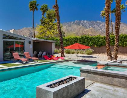 Holiday homes in Palm Springs California