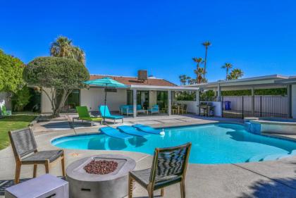 Holiday homes in Palm Springs California