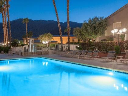 Palm Springs Villa - image 2