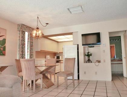 Fully Furnished Vacation Condos 5 mins From Palm Springs - image 3