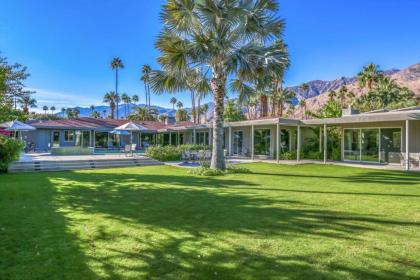 Palm Springs Perfection - image 3