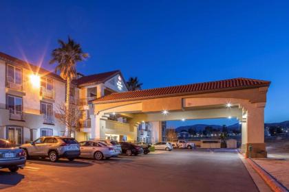 Best Western Plus John Jay Inn & Suites - image 3