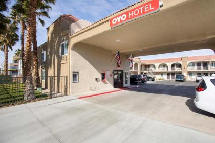 OYO Hotel Palmdale - Antelope Valley - image 9