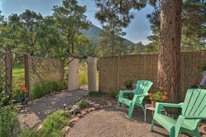 Charming Apt 1 Mile from Palmer Lake - Near USAFA! - image 13