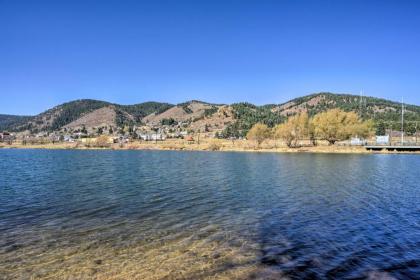 Charming Apt 1 Mile from Palmer Lake - Near USAFA! - image 2