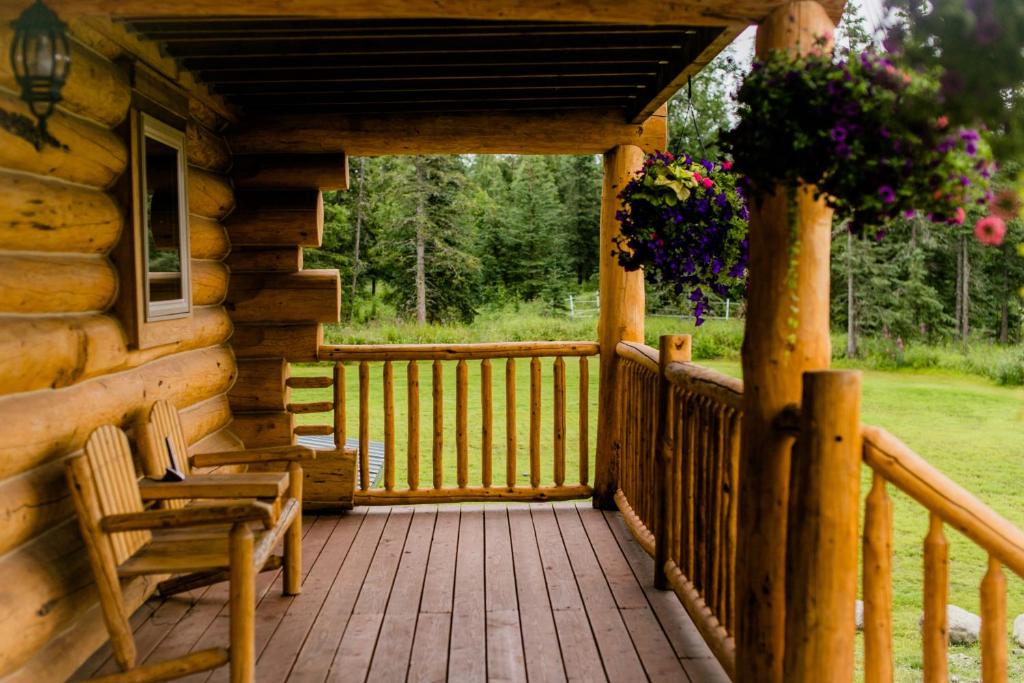 Alaska Knotty Pine B&B - image 2