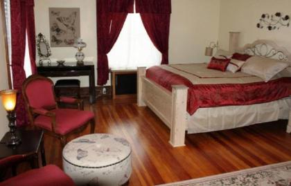 Walton Manor Inn Bed & Breakfast - image 14