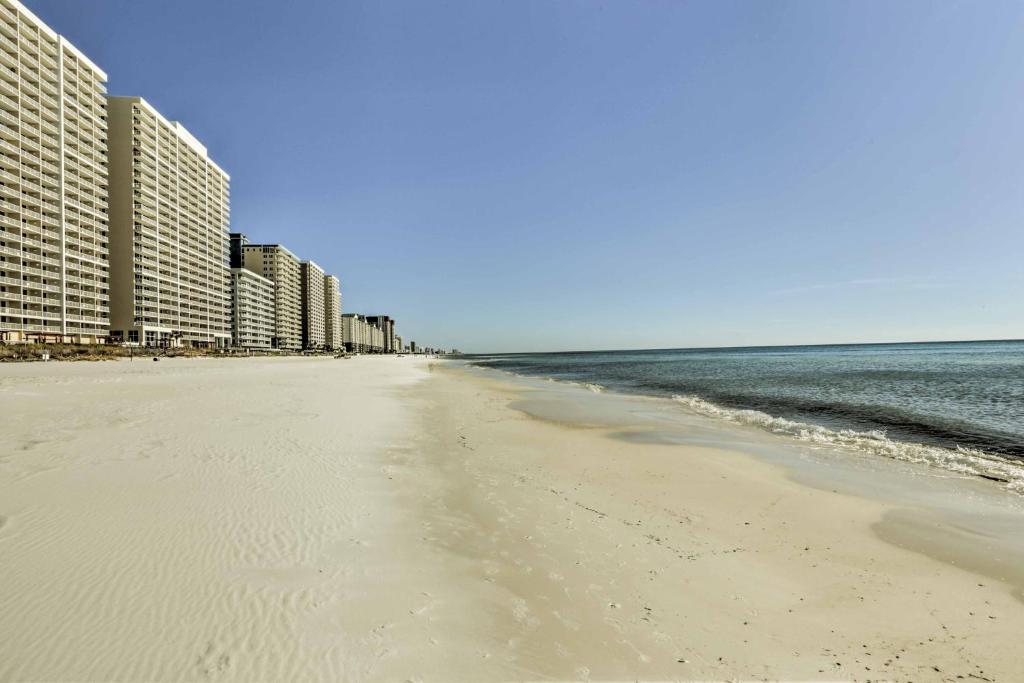 Panama City Townhome with Shared Pool-Steps to Beach! - image 3