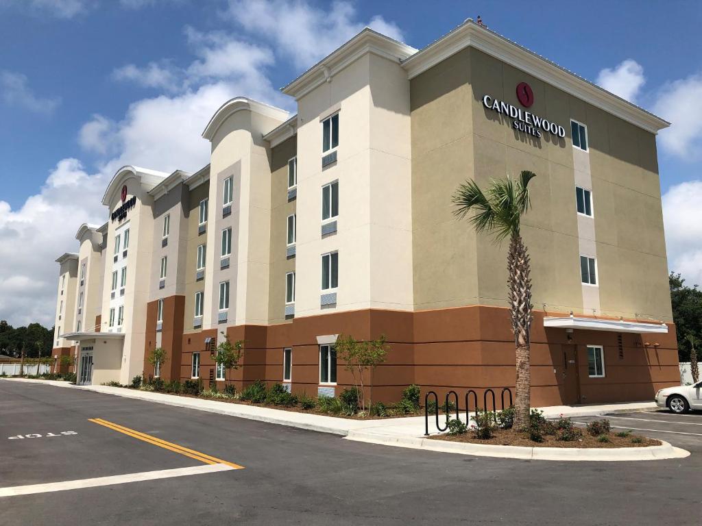 Candlewood Suites - Panama City Beach Pier Park an IHG Hotel - main image