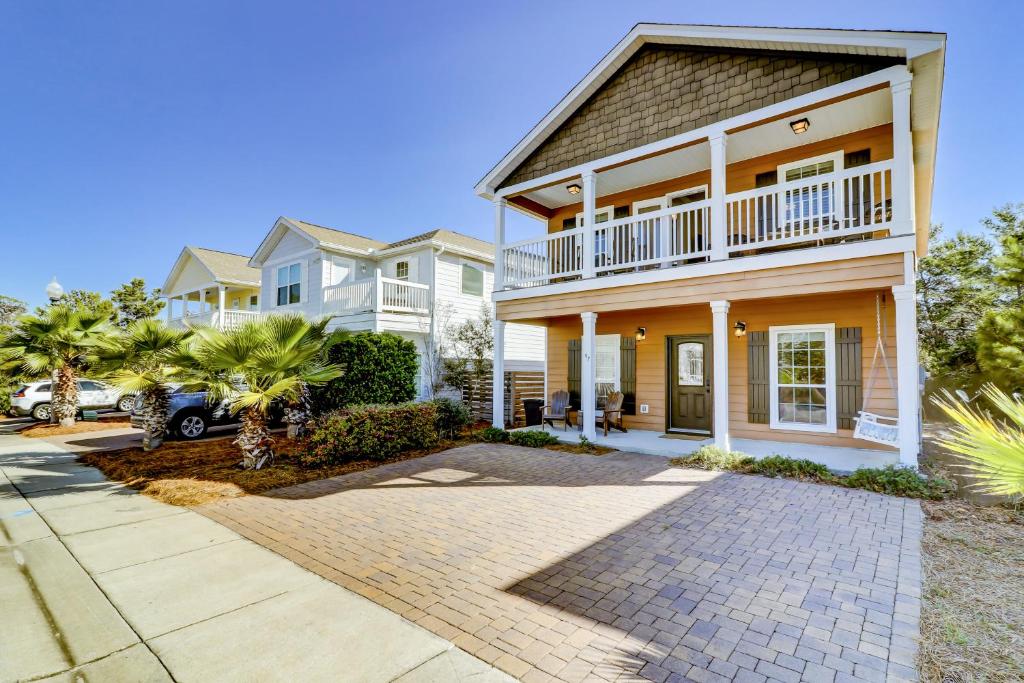 White Shore Cottage - main image