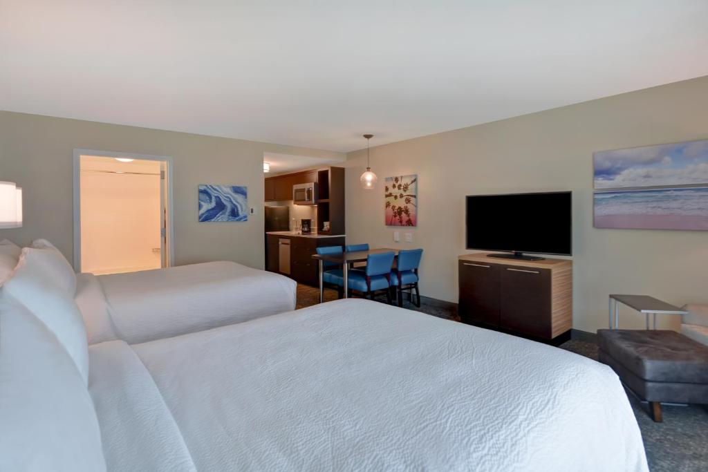 TownePlace Suites by Marriott Panama City Beach Pier Park - image 3