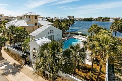 Carillon Beach Beachfront Blessings - image 13