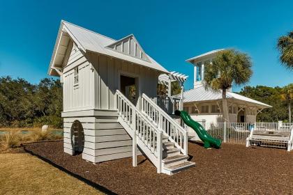 Carillon Beach Beachfront Blessings - image 17