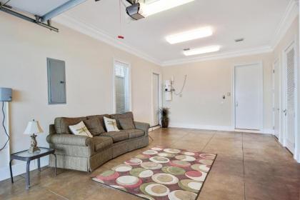 Sea's The Day - 5 Bedroom Home - Private Pool & Hot Tub! West End - Elevator!!! - image 8