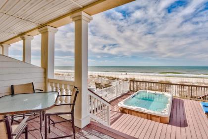 Bella Casa   5 Bdrm Directly on the Beach  Huge Swim Spa