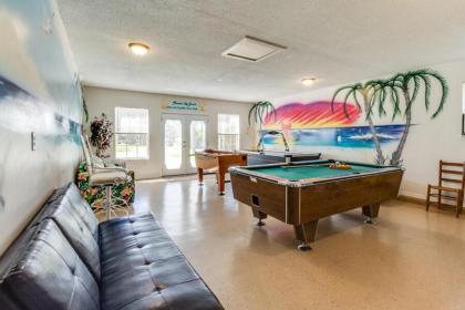 Gulf View Home - Private Pool and Hot Tub! - image 15