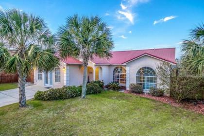 Gulf View Home - Private Pool and Hot Tub! - image 8