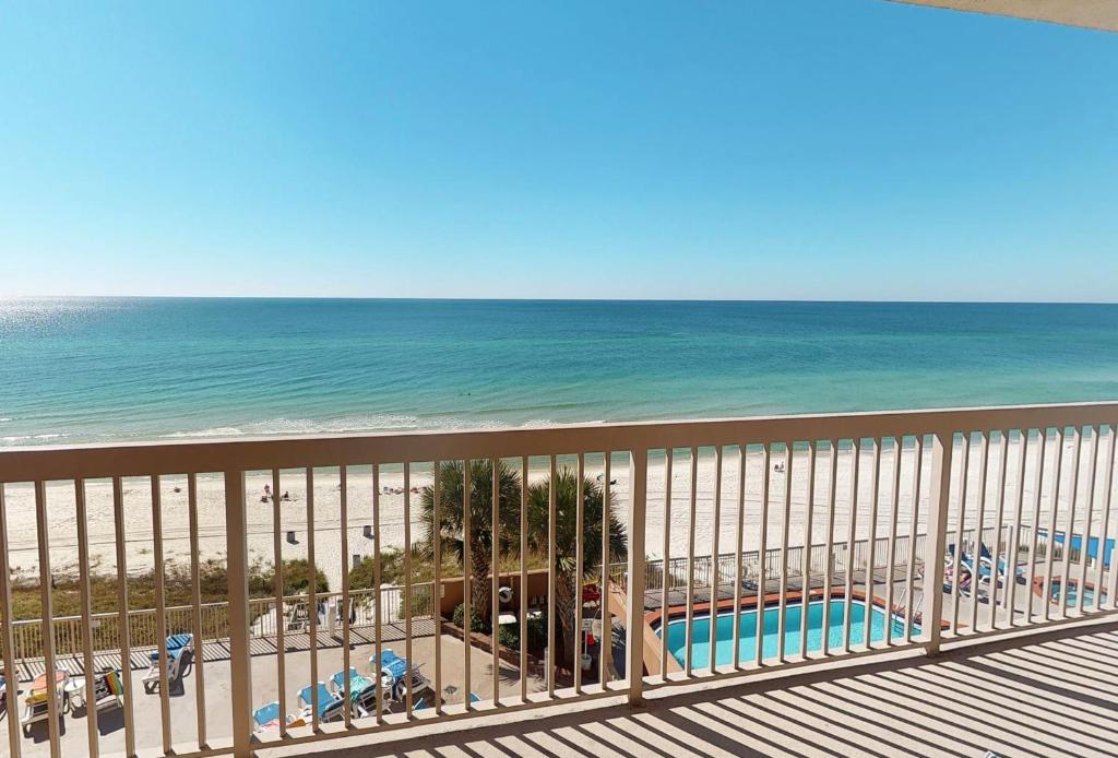 8th Floor Gulf View Beachfront Condominium - image 3