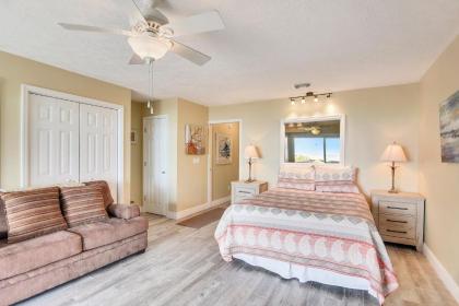 Seaside Pointe by Book That Condo - image 3