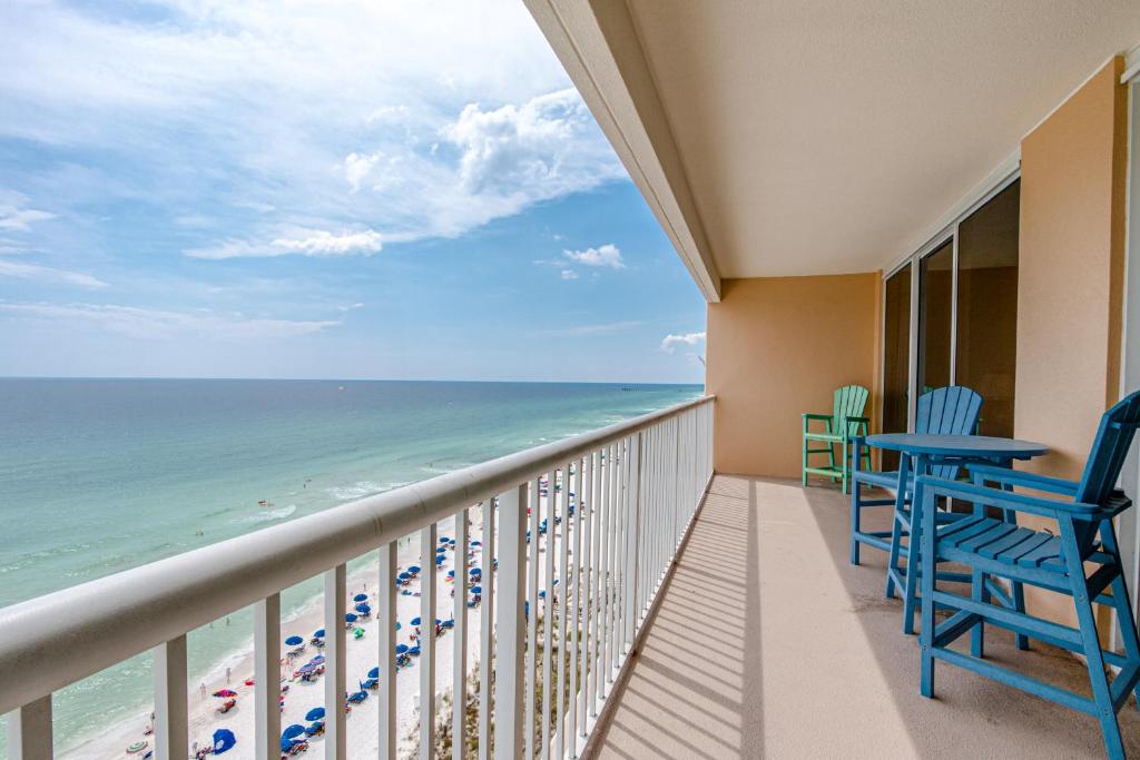 Majestic Beach Resort #1108-2 by Book That Condo - main image