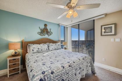 Aquavista Condominiums #206-W by Book That Condo - image 3