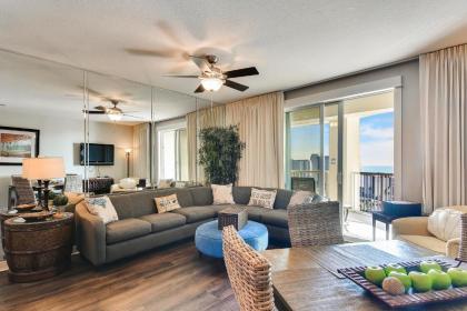 Grand Panama Beach Resort #406-2 by Book That Condo - image 5