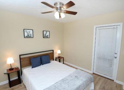 3BR 2BA House in Gated Community by CozySuites - image 17