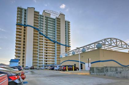 Panama City Beachfront Condo with Balcony and Pool! - image 3