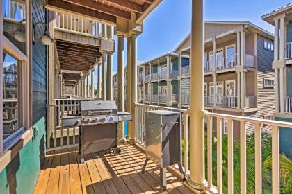 Large 3-Story Family Home Less Than quarter Mi to Crescent Beach - image 2