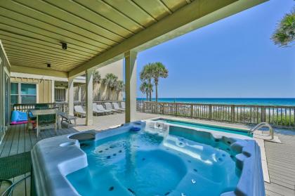 Holiday Fin   HEAtED Pool  Hot tub Game tables Beachfront Panama City